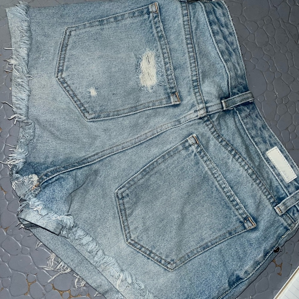 Abercrombie and Fitch size:26(2) Annie High Rise shorts